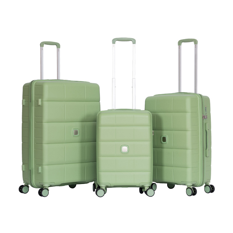Polypropylene travel bags set